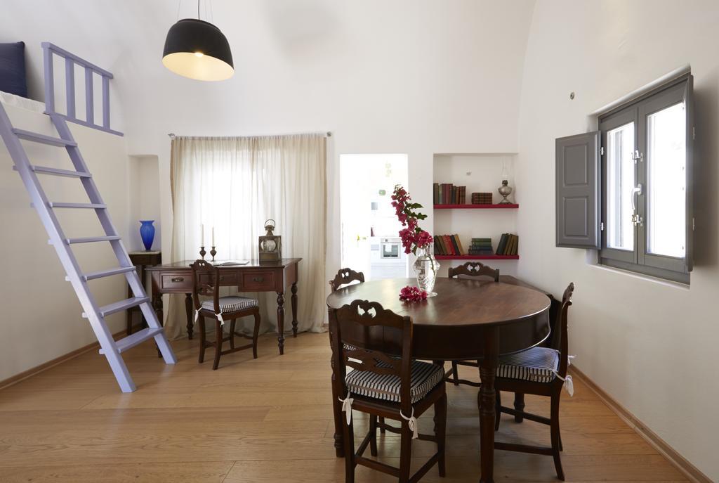 Pyrgos Houses By Voreina Exterior photo